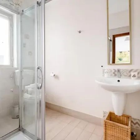 בית הארחה Casa Bella גלה