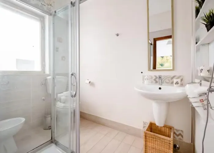 בית הארחה Casa Bella גלה